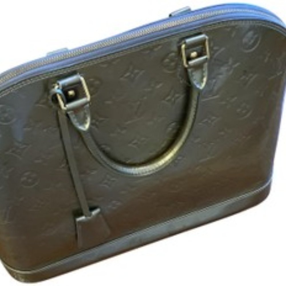 Louis Vuitton Vernis Alma GM